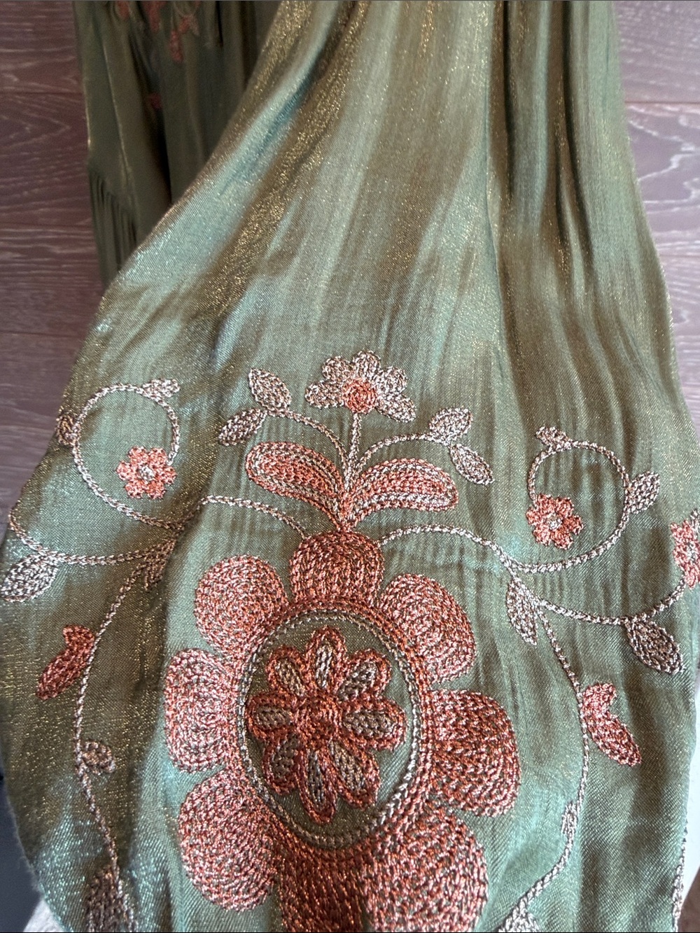 Boho Embroidered Top - Picture 4 of 7